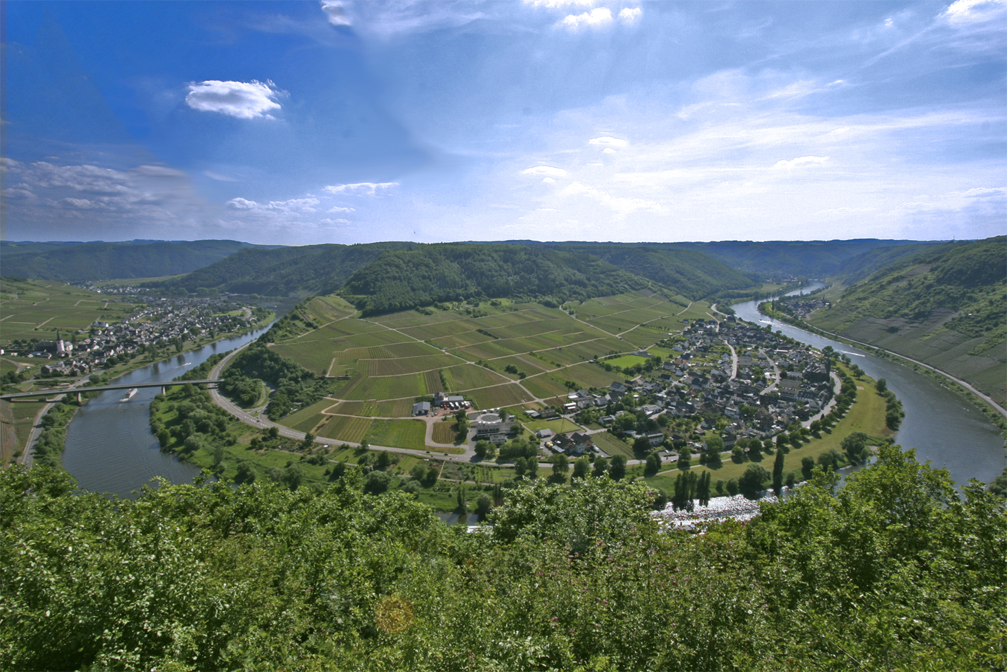 Panoramabild Ernst / Mosel